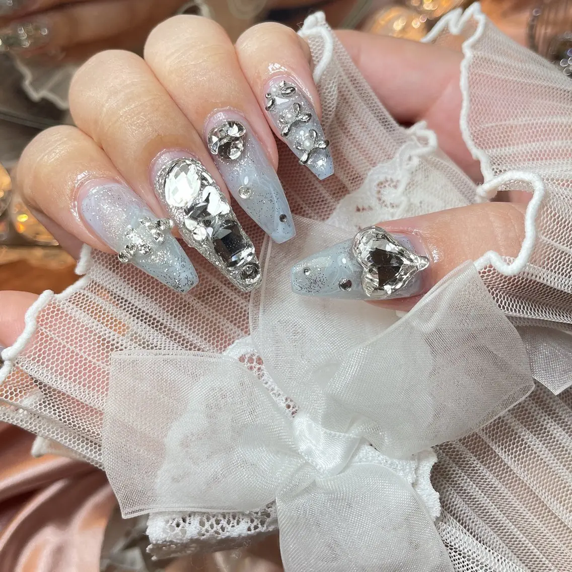 ネイル 24時まで❤︎韓国、 ワンホンネイルのネイルデザイン