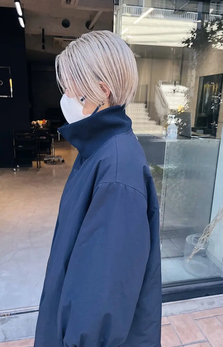 カラー ブリーチ ヘアカラー 岩田 良/ブリーチカラーのヘアスタイル
