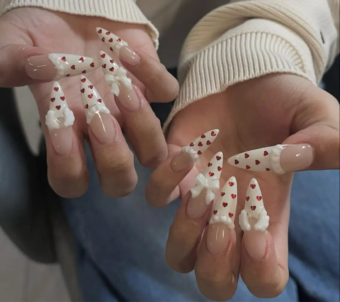 ネイル ハンドネイル BERA NAILSのネイルデザイン