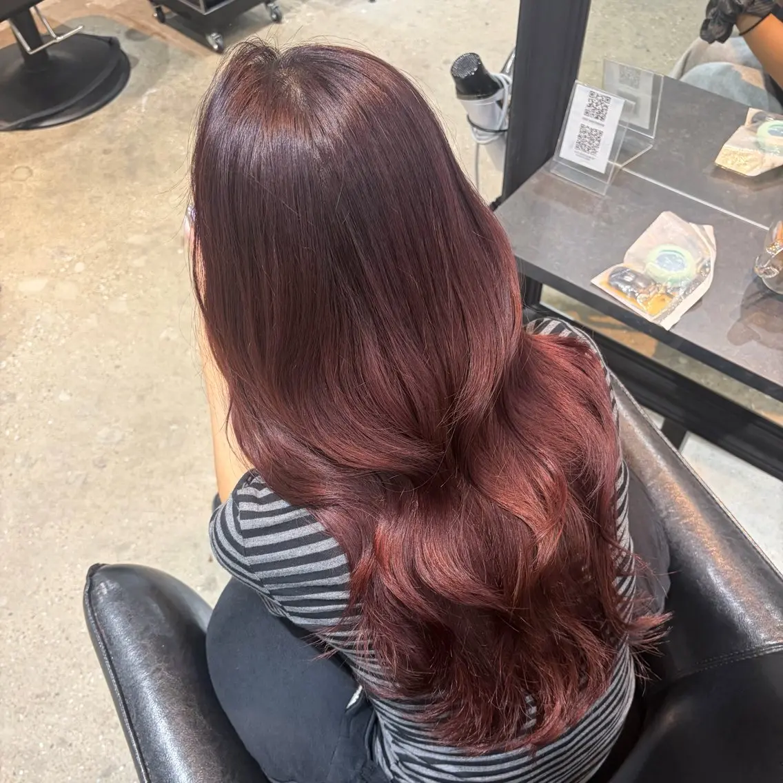 ロング カラー ヘアカラー トリートメント ヘアセット 艶髪カラー・縮毛矯正 ・レイヤーAsunaのヘアスタイル