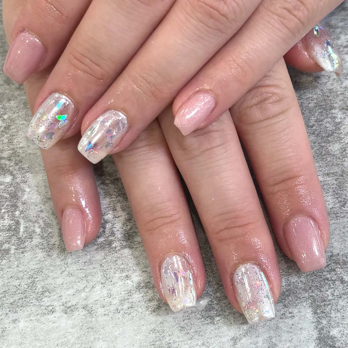 ネイル Platluce. AINAのネイルデザイン