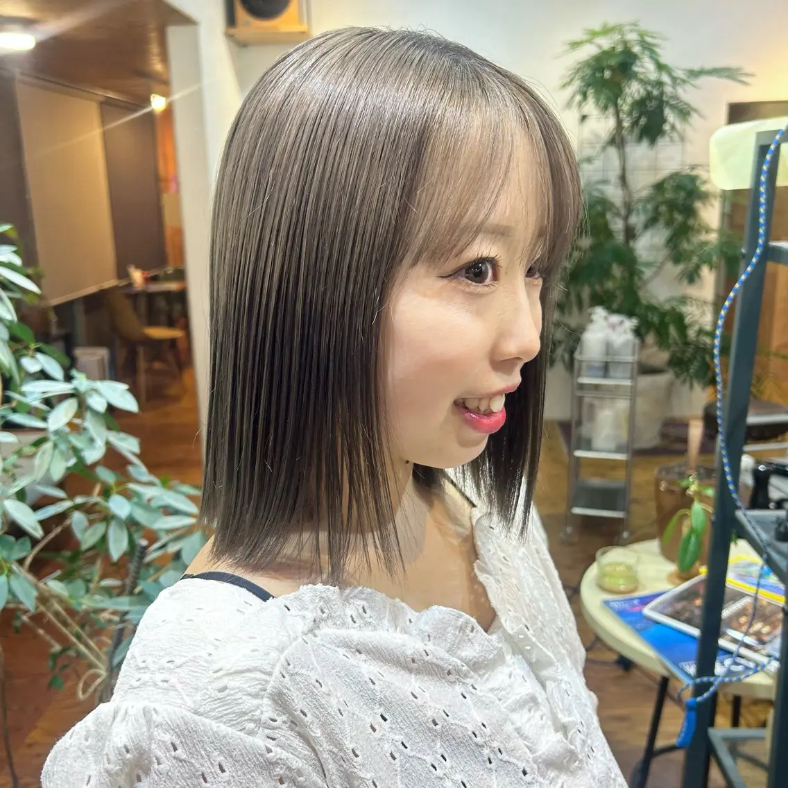 ミディアム カラー ベージュカラー ブリーチ グレージュ カット ヘアカラー 矢場町/8時-22時 JILLSTUDIOのヘアスタイル