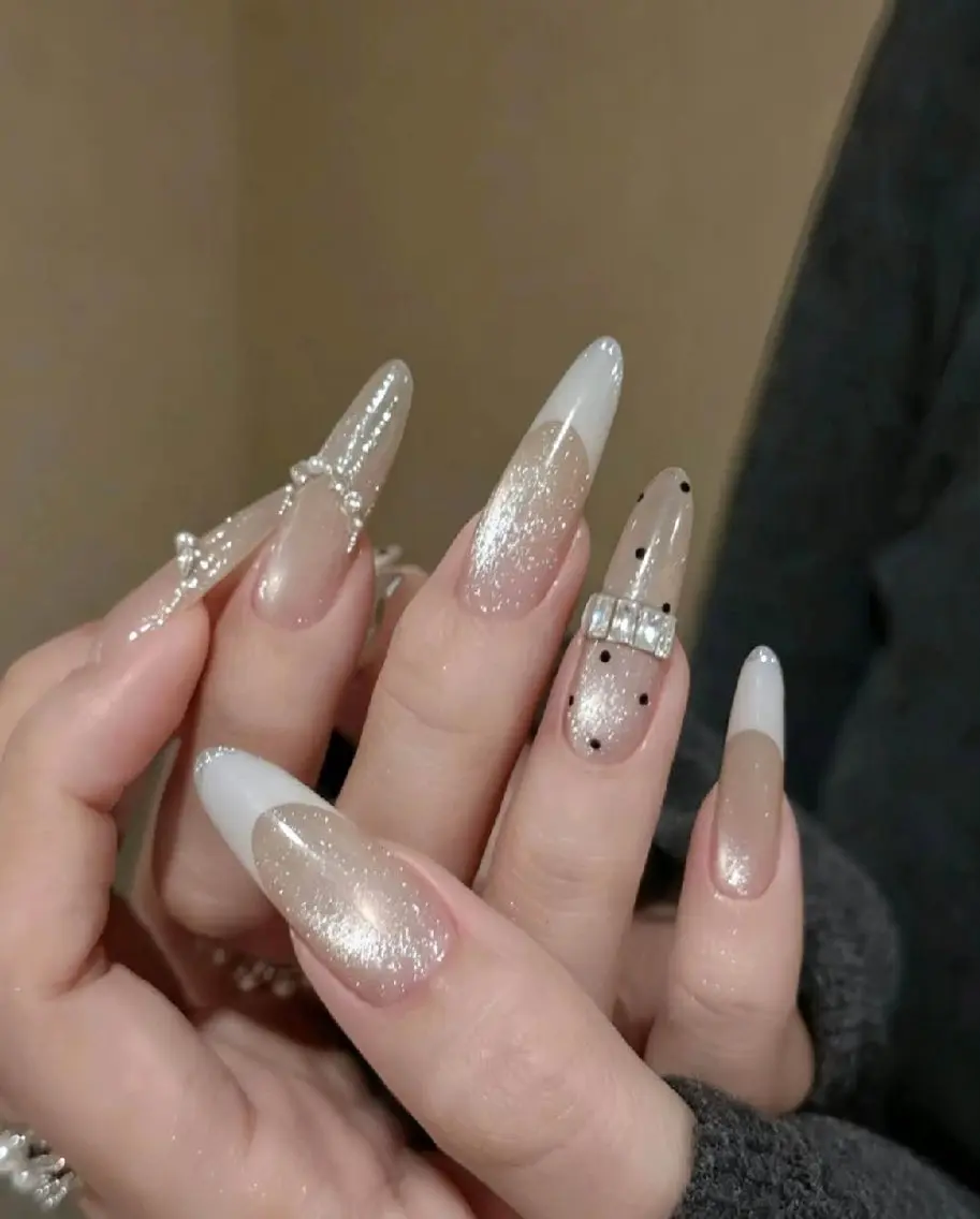 ネイル Lumen Nailのネイルデザイン