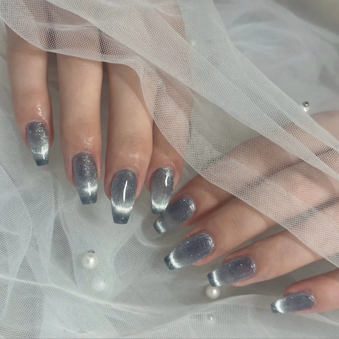 ネイル ハンドネイル LAVISH manaのネイルデザイン
