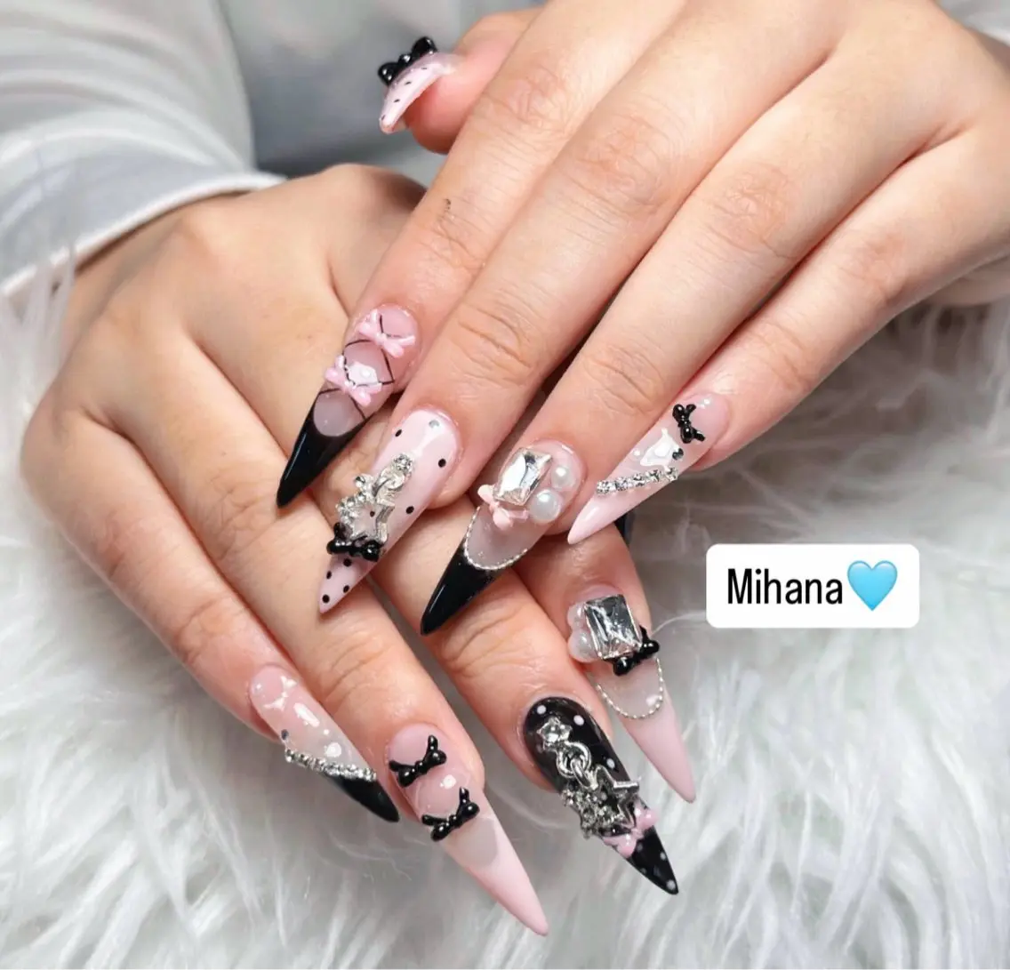 ネイル 長さ出し グラデーション マグネットネイル ネイルチップ Mihana Risaのネイルデザイン