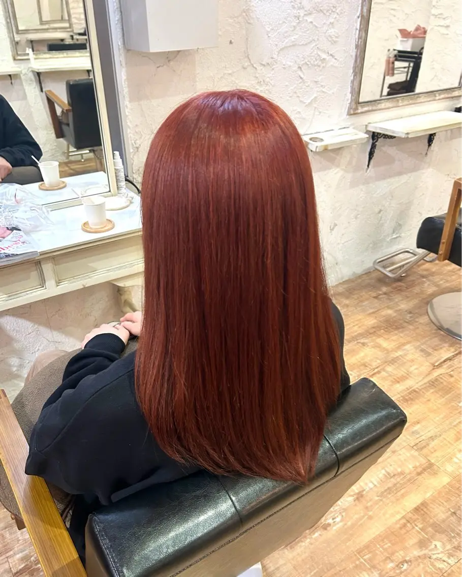 カラー オレンジ オレンジレッド レッドカラー 水口 琉那のヘアスタイル