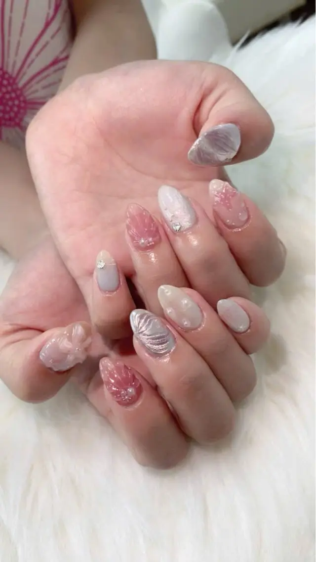 ネイル フレンチネイル グラデーション 韓国ネイル マグネットネイル ミラーネイル ハンドネイル REI nailのネイルデザイン