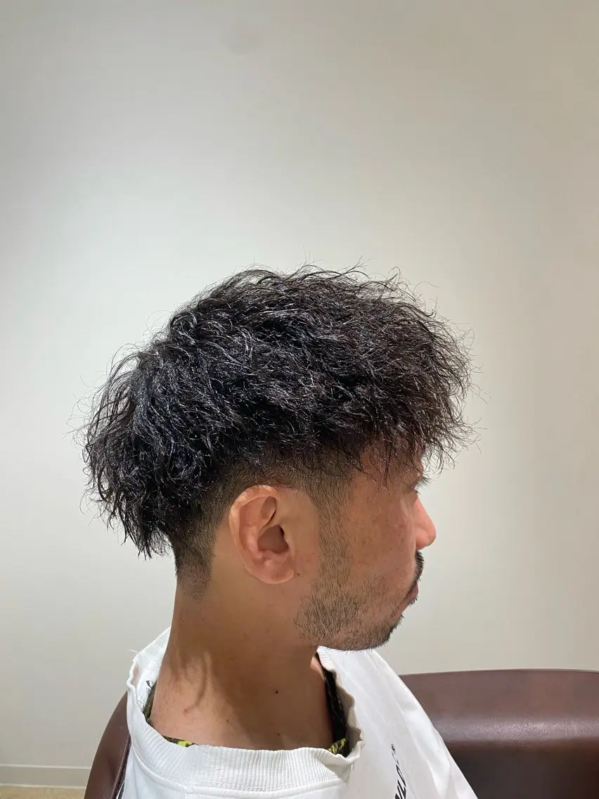 パーマ メンズ カット パーマ メンズパーマモデル 大募集中のヘアスタイル