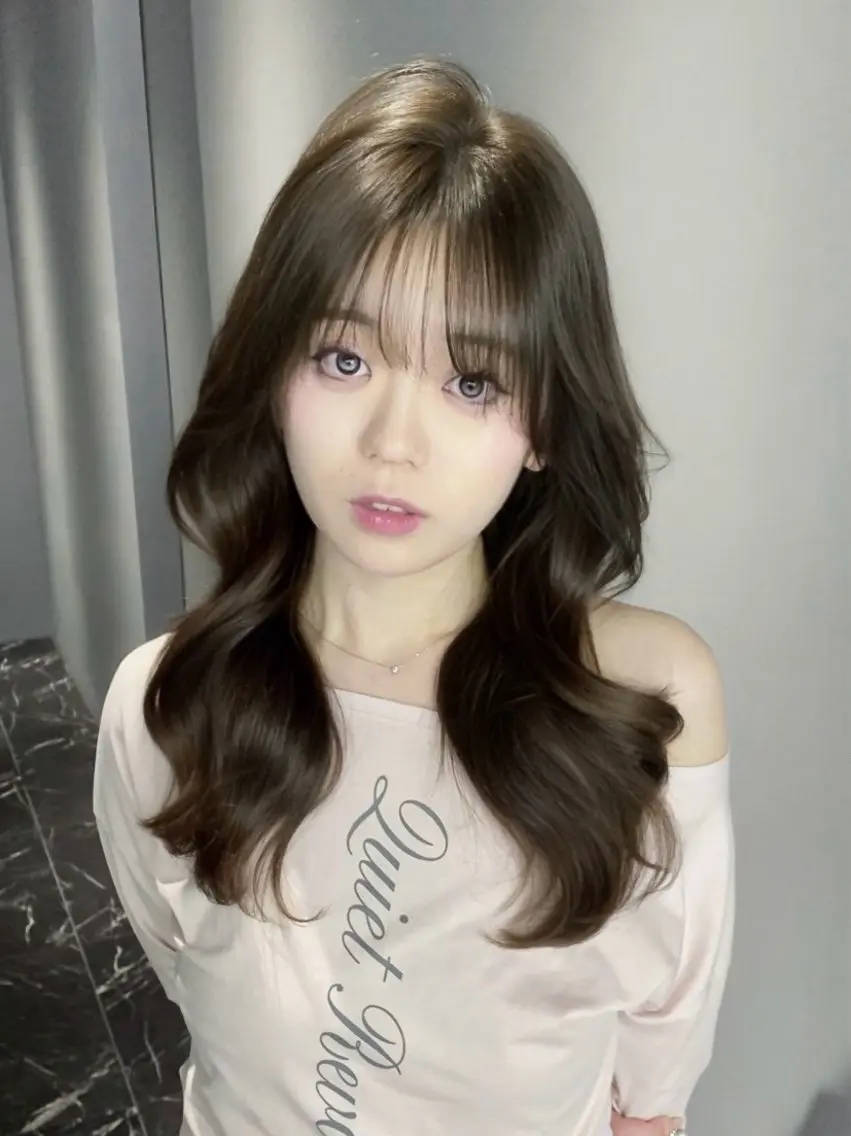ロング ちひろ/透明感カラー /韓国ヘアのヘアスタイル