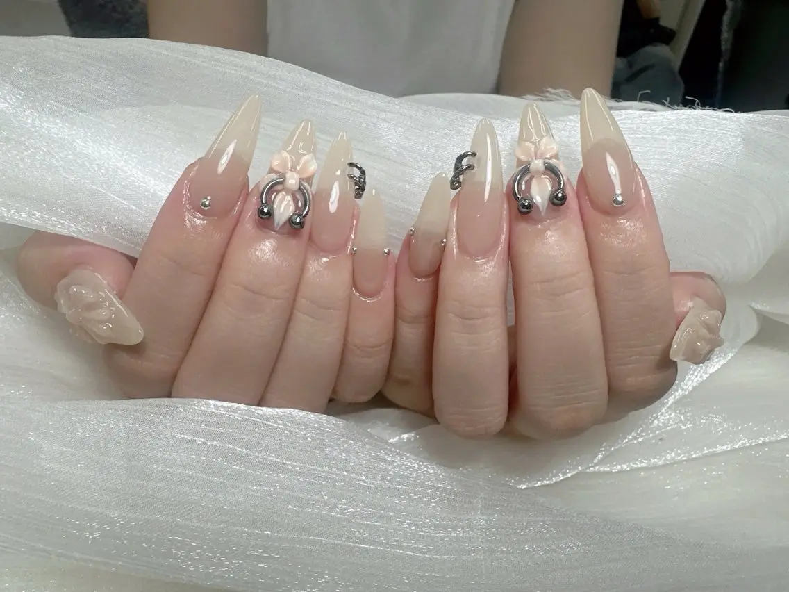 ネイル Hana Rose Nailのネイルデザイン