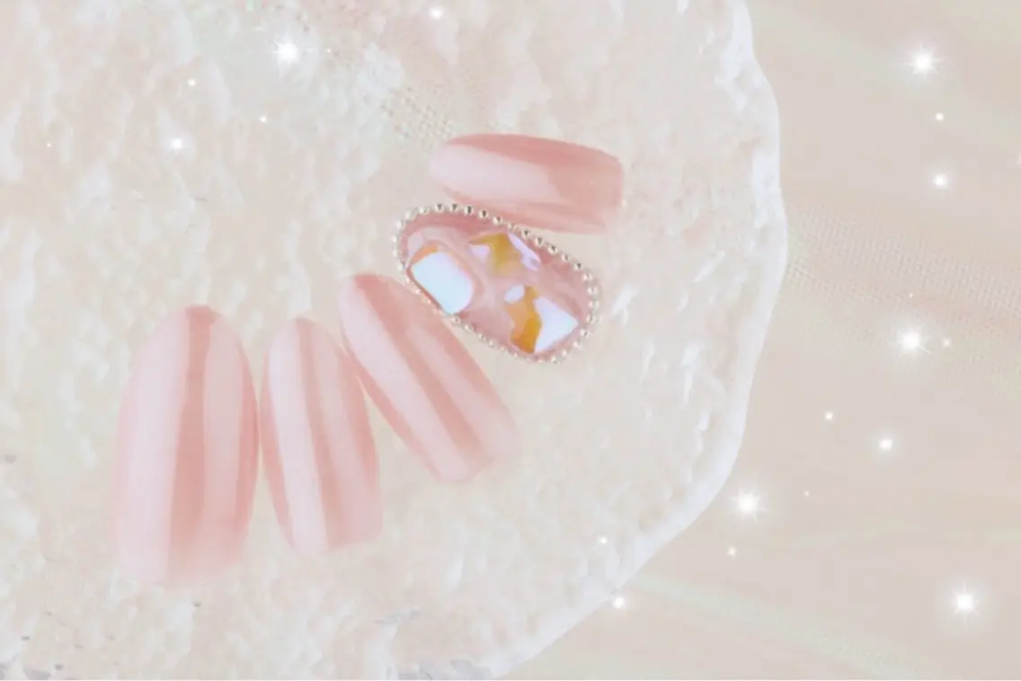 ネイル キラキラネイル ミラーネイル SAKURA ʚ🎀ɞのネイルデザイン