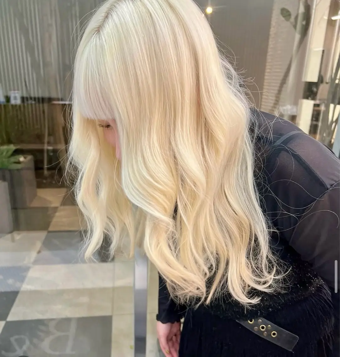 ロング カラー ハイトーンカラー ヘアカラー メンズスタイル 宗像 快歩のヘアスタイル