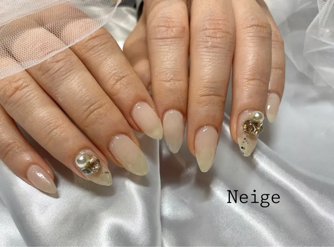 ネイル ハンドネイル Neige‪𓂃ai ＊梅津 / 松尾のネイルデザイン