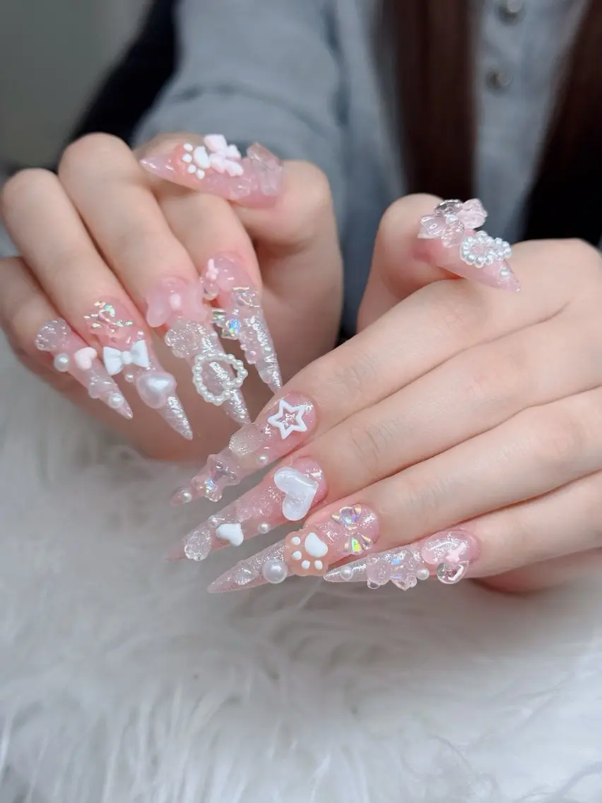 ネイル チークネイル 長さ出し フラッシュネイル フレンチネイル グラデーション ハンドネイル Lenie Nail Salonのネイルデザイン