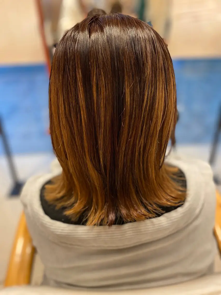 ミディアム カット ヘアカラー トリートメント へんみ みかのヘアスタイル