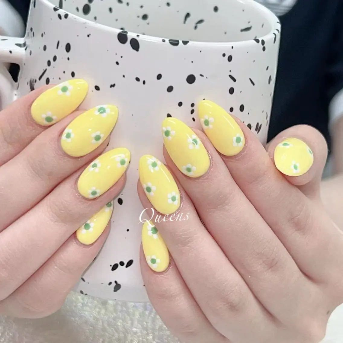 ネイル ハンドネイル Queens マオのネイルデザイン