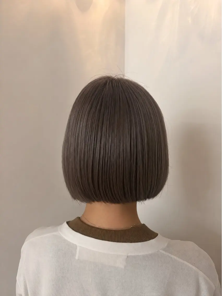ショート カラー ベージュカラー 透明感カラー ヘアカラー トリートメント ヒナ/酸性ストレート ・艶カラー🌿のヘアスタイル