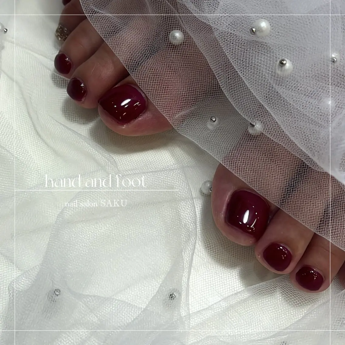 ネイル フットネイル フレンチネイル ニュアンスネイル シンプルネイル ワンホンネイル フットネイル SAKU nail 作島茜のネイルデザイン