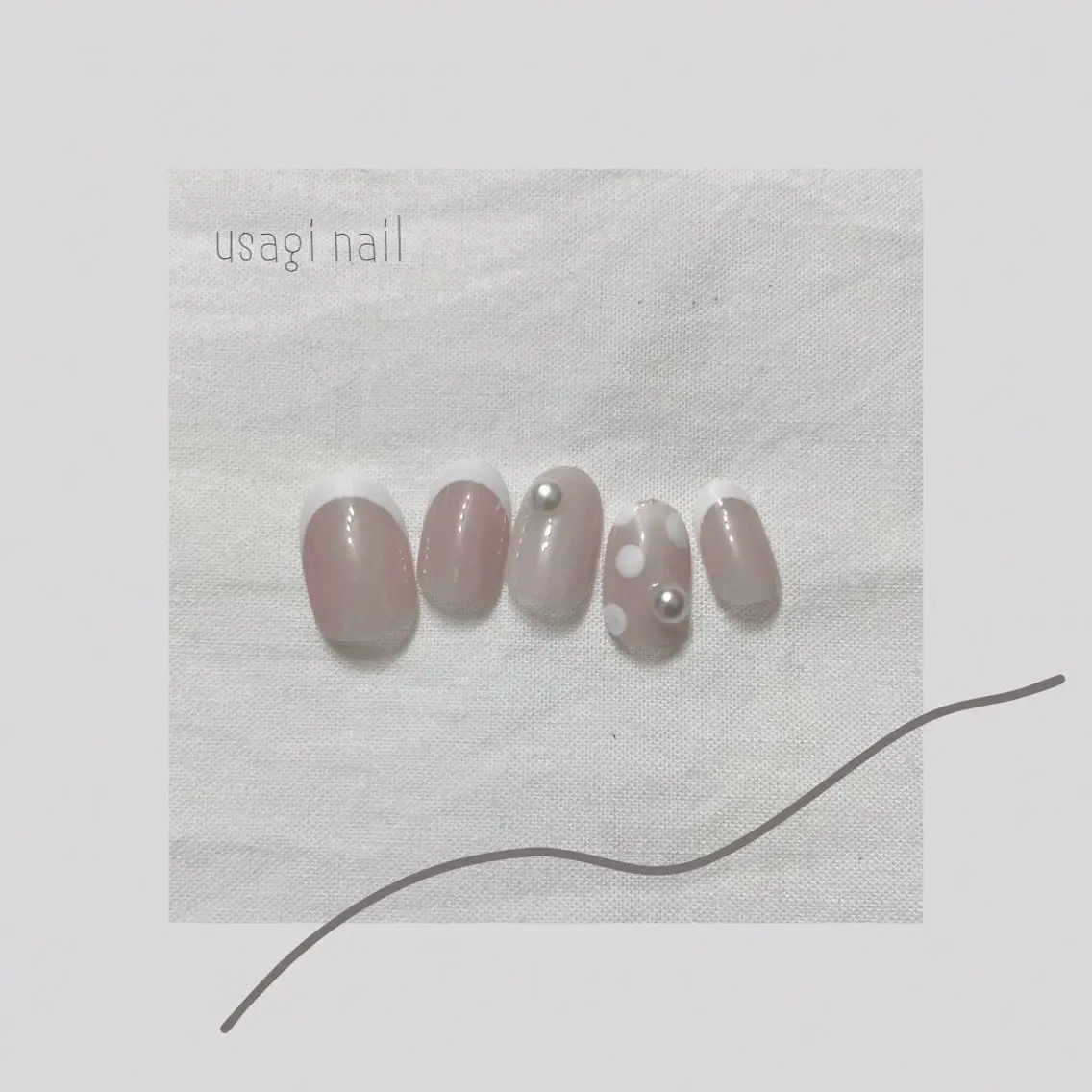 ネイル オーロラネイル ドット フレンチネイル usagi nailのネイルデザイン