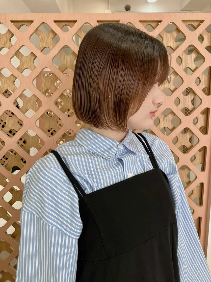 ショート カラー 切りっぱなしボブ ボブ カット ヘアカラー 川間 将彦のヘアスタイル