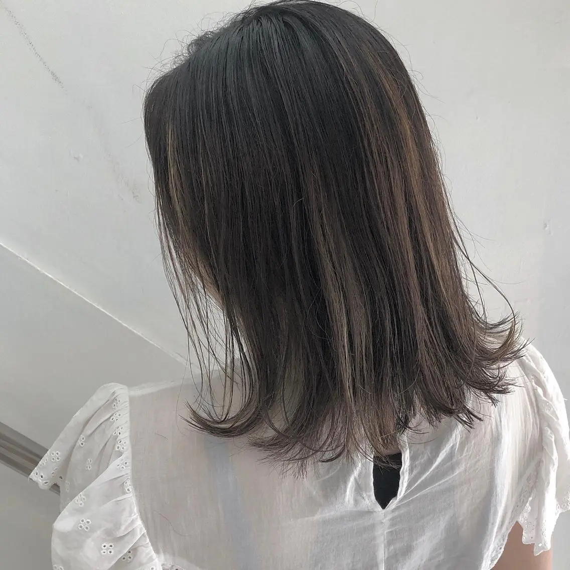 ミディアム カラー CLUTCH天王寺 西藤遥河のヘアスタイル