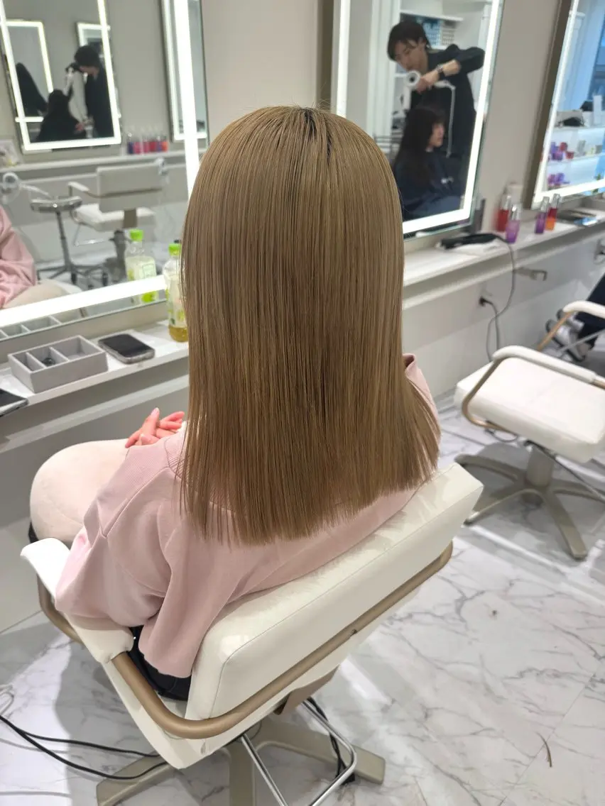 セミロング カラー ヘアカラー ParveMix🍀 藤原愛未のヘアスタイル