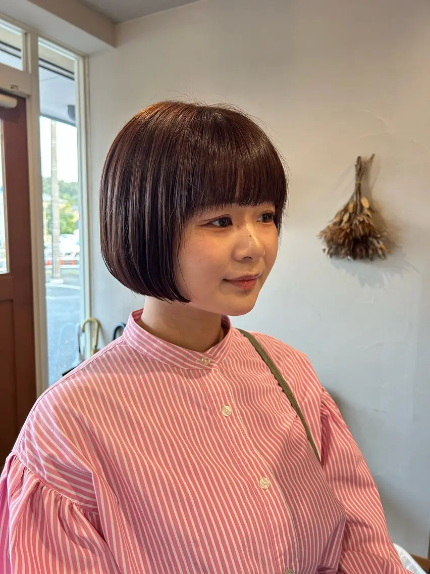 ショート カラー カット トリートメント 川端 明莉のヘアスタイル