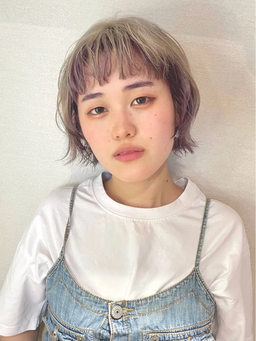 ショート カラー ベージュ/透明感/ 桃子🎀のヘアスタイル