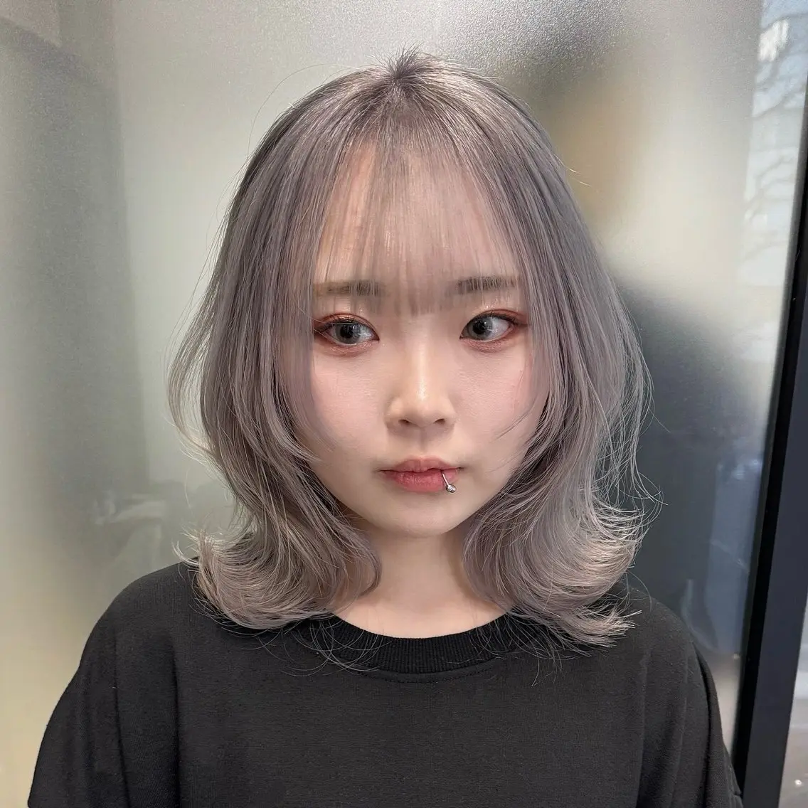 ショート カラー シルバー レイヤーカット ウルフカット ウルフレイヤー レイヤーカット/ボブ ウルフ/縮毛矯正🪄のヘアスタイル