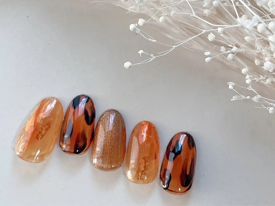 ネイル オーロラネイル フラワーネイル フットネイル フレンチネイル ジェルネイル ハンドネイル mogunail &blowのネイルデザイン