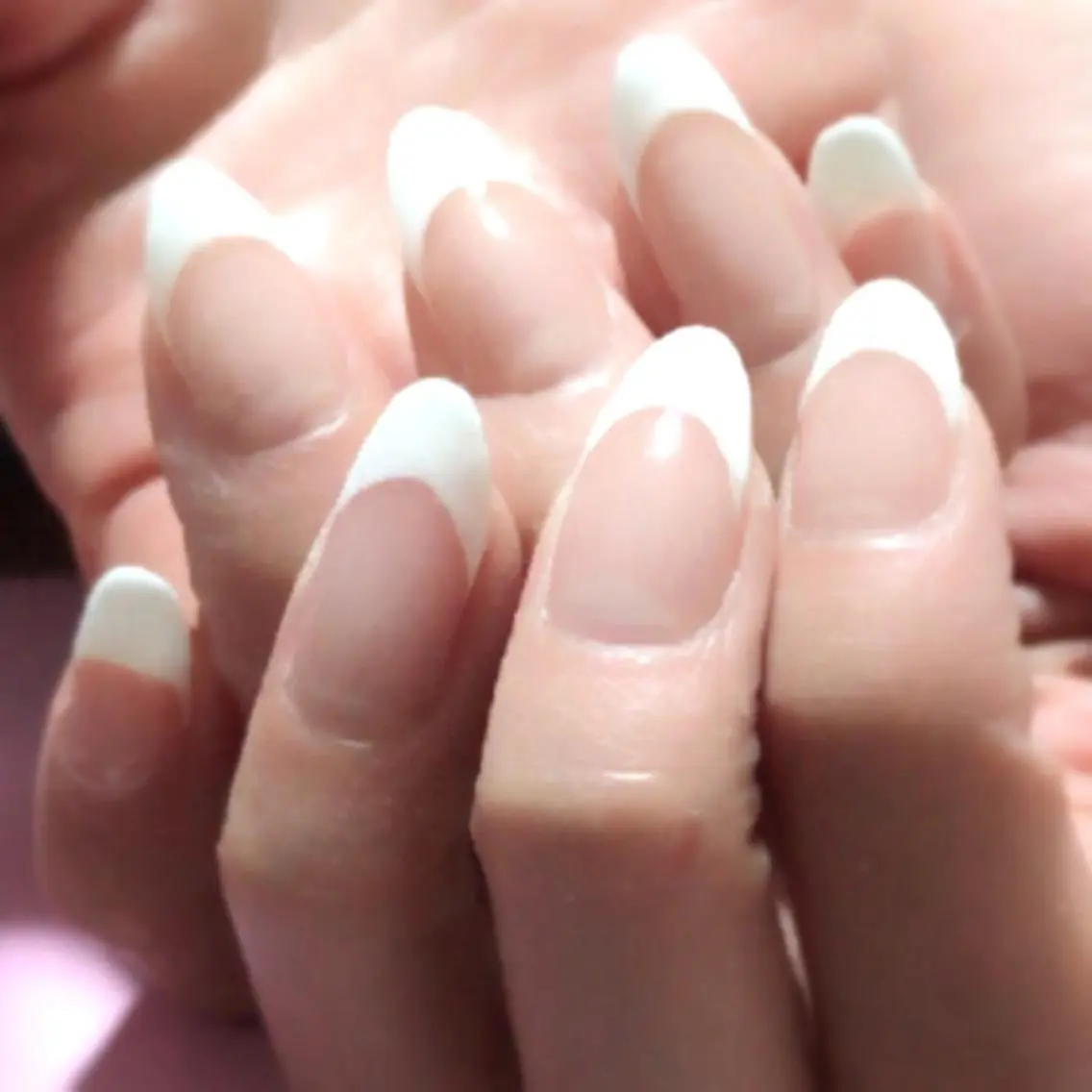 ネイル フレンチネイル ホワイト ハンドネイル Cherias nailのネイルデザイン