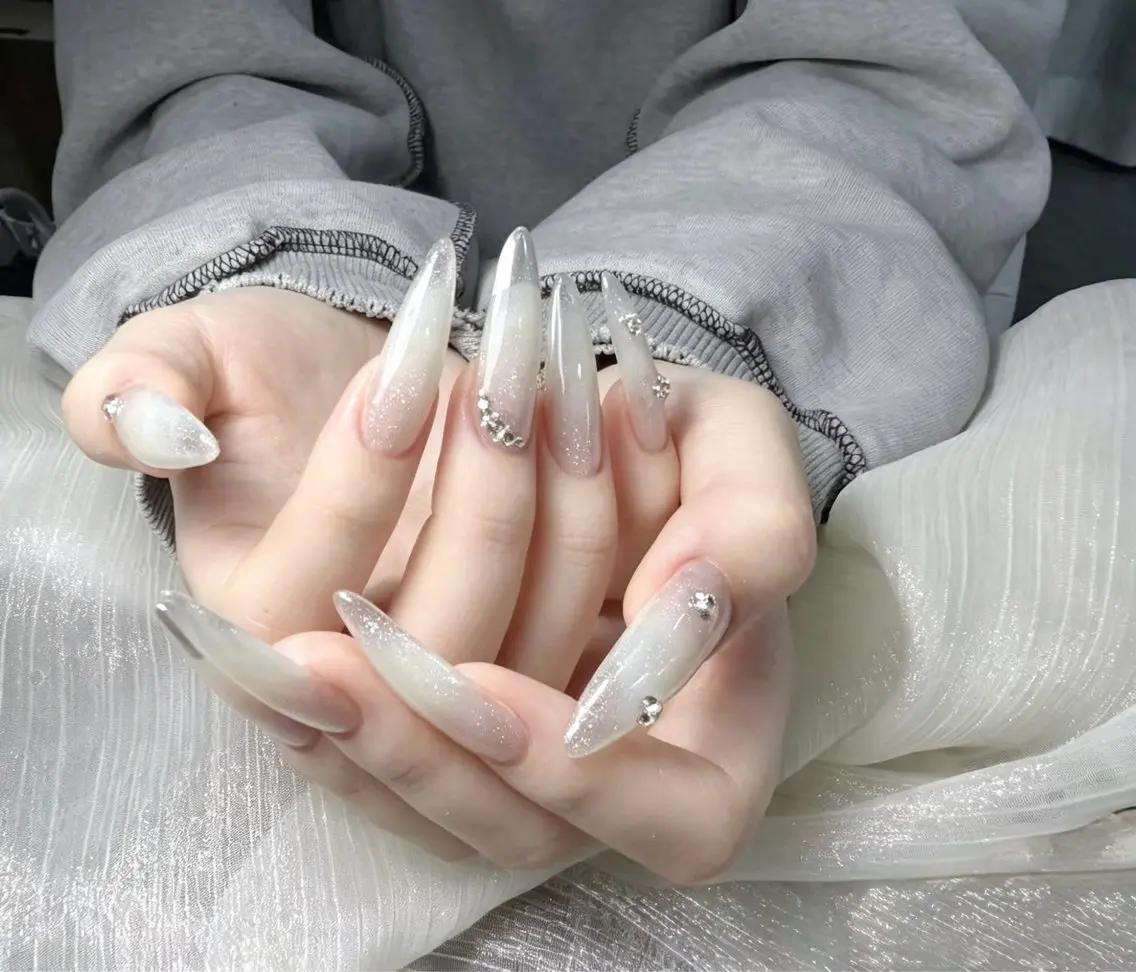 ネイル アートネイル フットネイル フレンチネイル ジェルネイル ニュアンスネイル 桜 ネイルのネイルデザイン