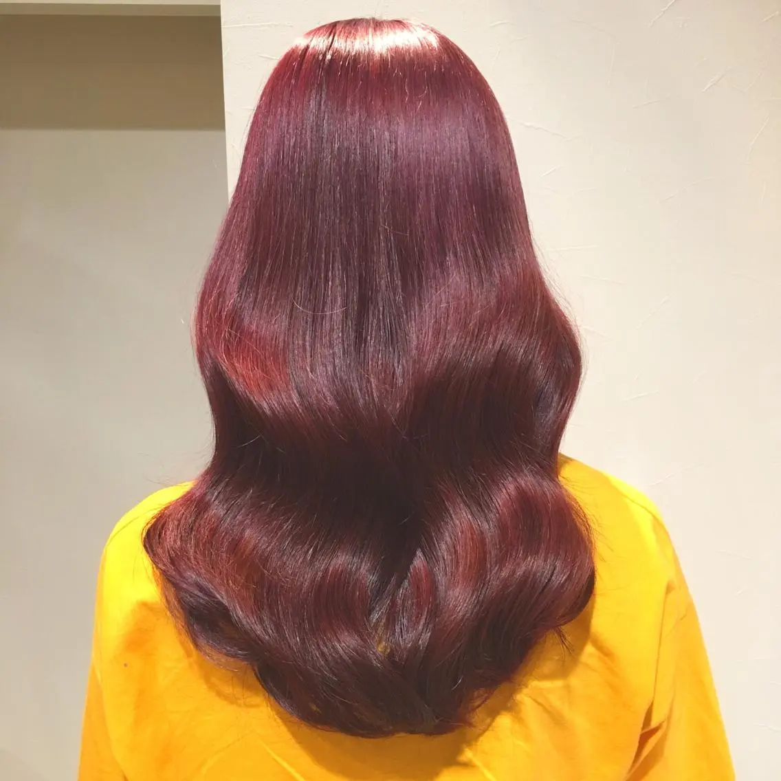 ロング カラー ヘアアレンジ ブリーチ 柔らか垢抜けｶﾗｰと ｶｯﾄ🫧ASUKAのヘアスタイル