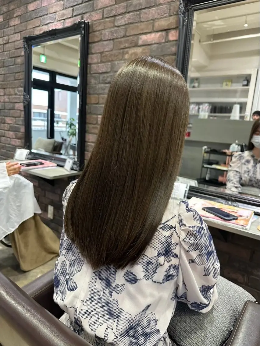 カラー 透明感カラー ここののヘアスタイル