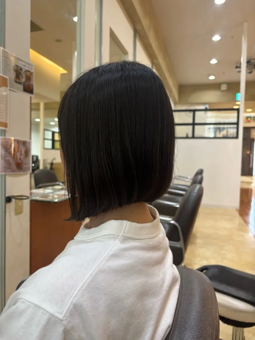 ショート カット 尾崎 優花のヘアスタイル
