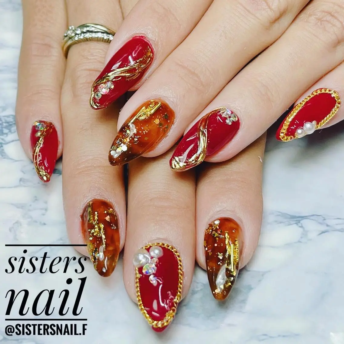 ネイル アートネイル べっ甲ネイル ボルドー 赤色 スカルプネイル sisters nail.fのネイルデザイン