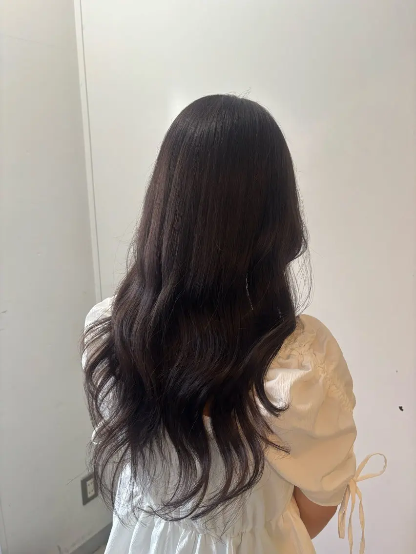 ロング 彩菜/透明感艶カラー /赤み消しカラーのヘアスタイル