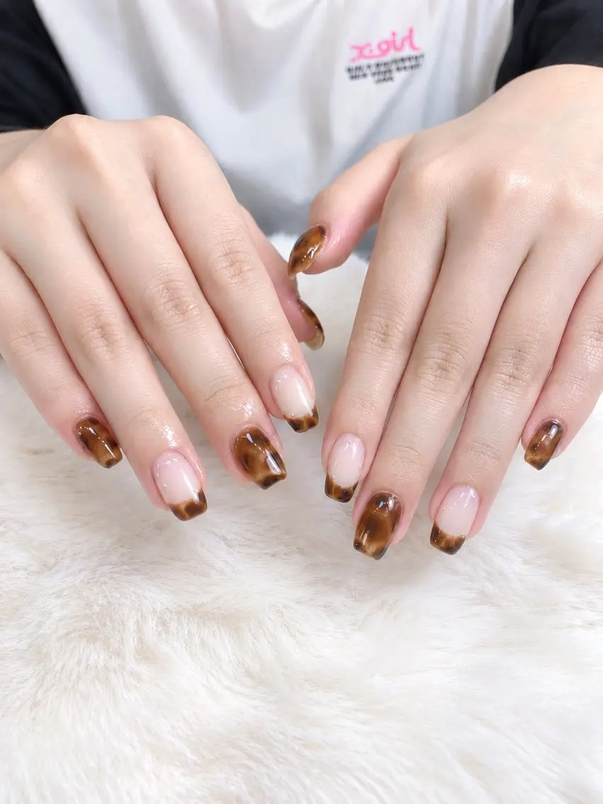 ネイル 桜ネイル 長さ出し フレンチネイル 韓国ネイル マグネットネイル ハンドネイル Kiwami nailsalonのネイルデザイン