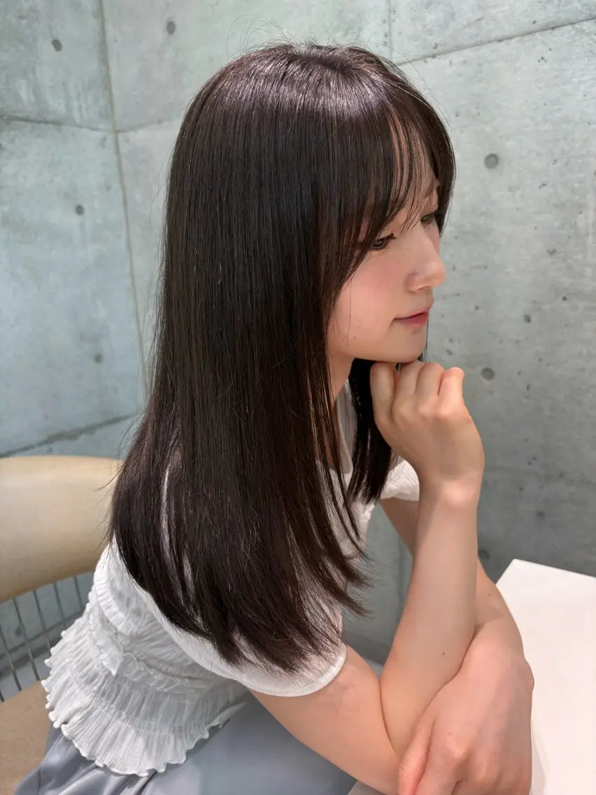 セミロング 縮毛矯正 トリートメント 福岡縮毛矯正✨️ ストレート 向井和輝のヘアスタイル