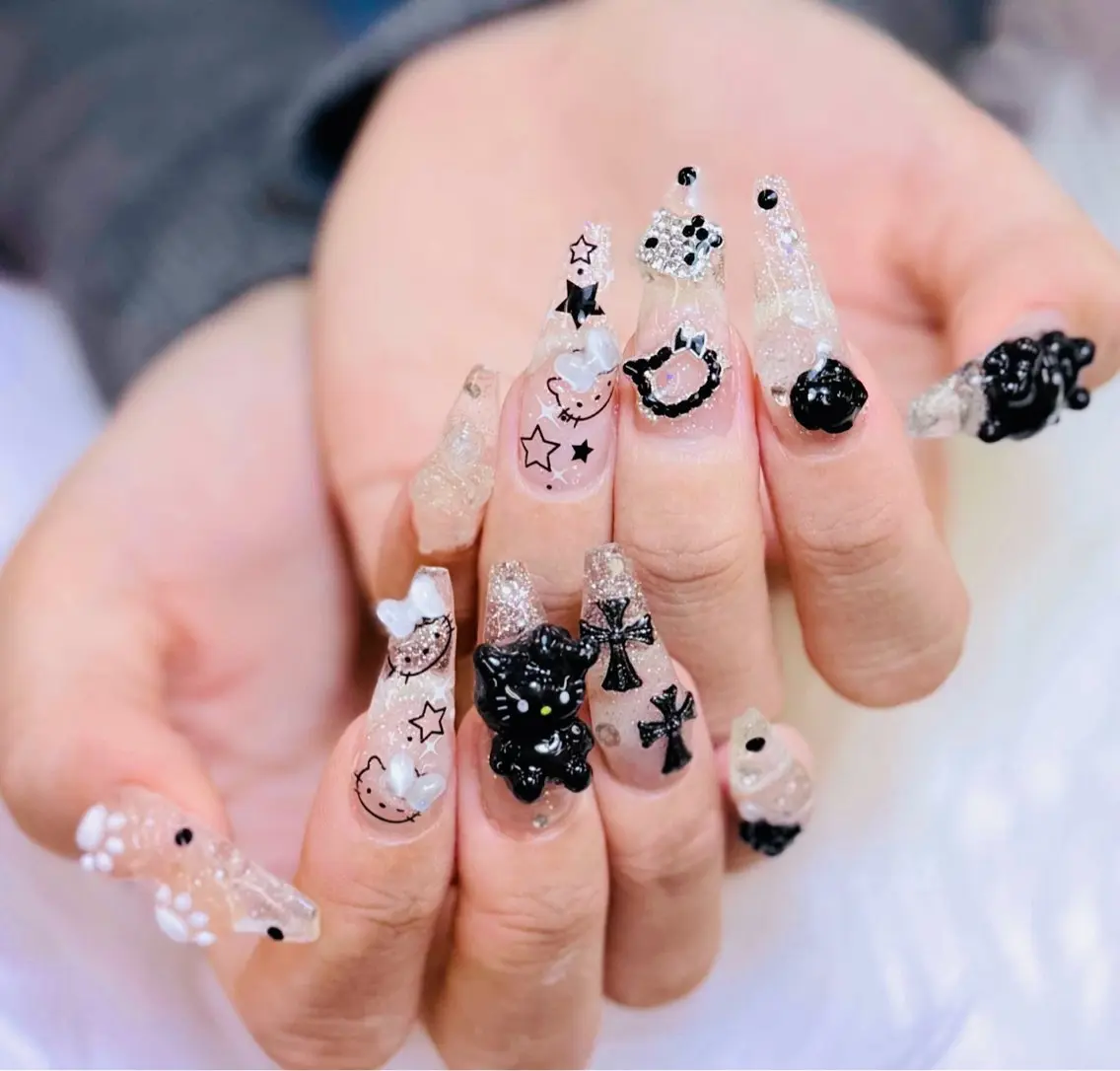 ネイル チークネイル 長さ出し フラッシュネイル フレンチネイル グラデーション AN NAIL SALONのネイルデザイン