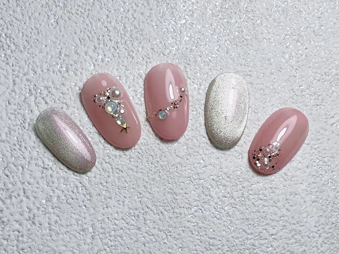 ネイル 冬ネイル クリスマス lucky nail 歌舞伎町のネイルデザイン