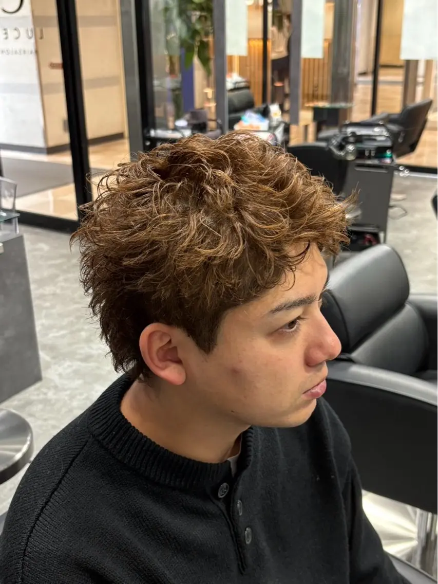 パーマ 本田 有里のヘアスタイル