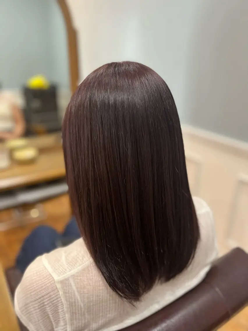 カラー ヘアカラー 小磯 美輝のヘアスタイル