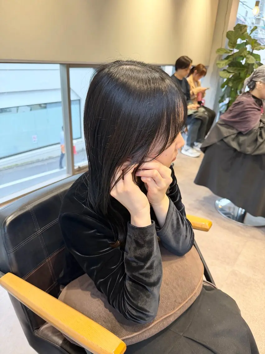 ミディアム カラー カット ヘアカラー 佐藤史哉＊ 韓国レイヤー赤み除去のヘアスタイル