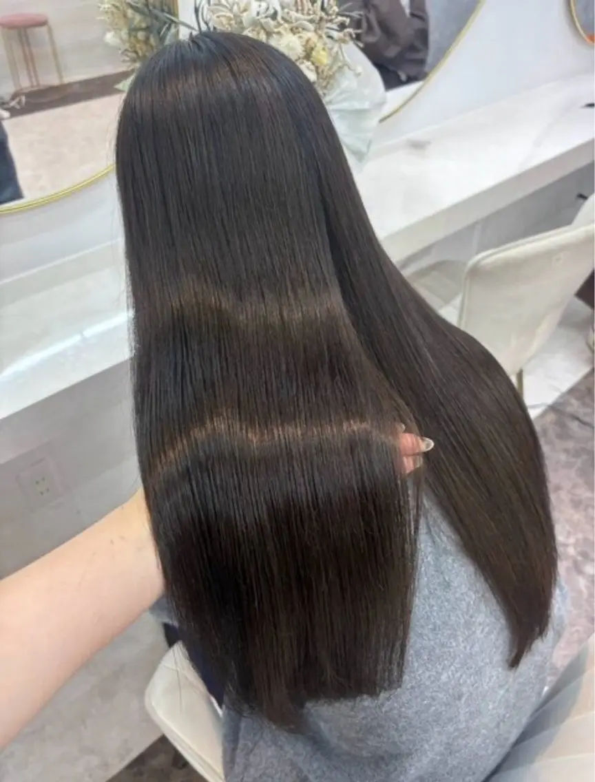 ロング ロング 庄司蒼麻 艶カラー特化/上尾のヘアスタイル