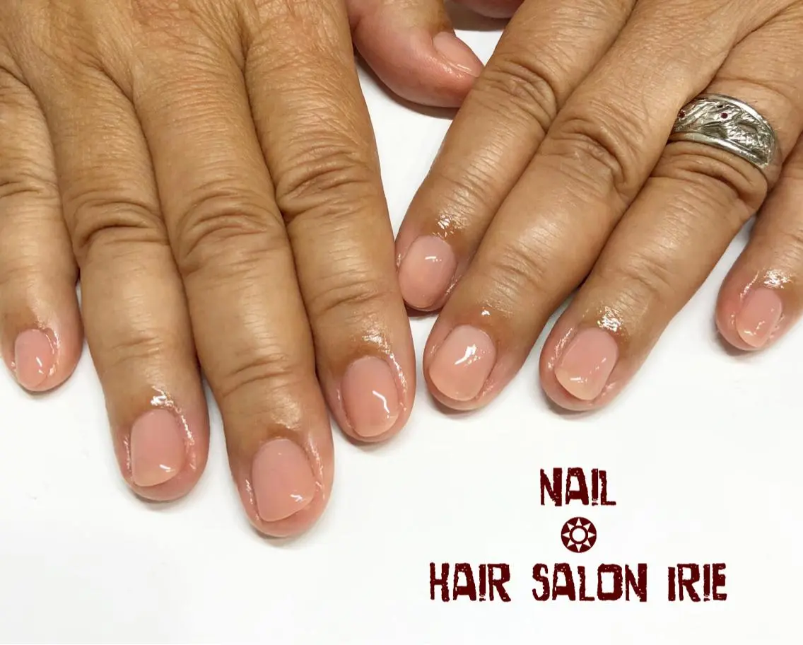 ネイル ハンドネイル ハンドケア 與儀 知佳のネイルデザイン