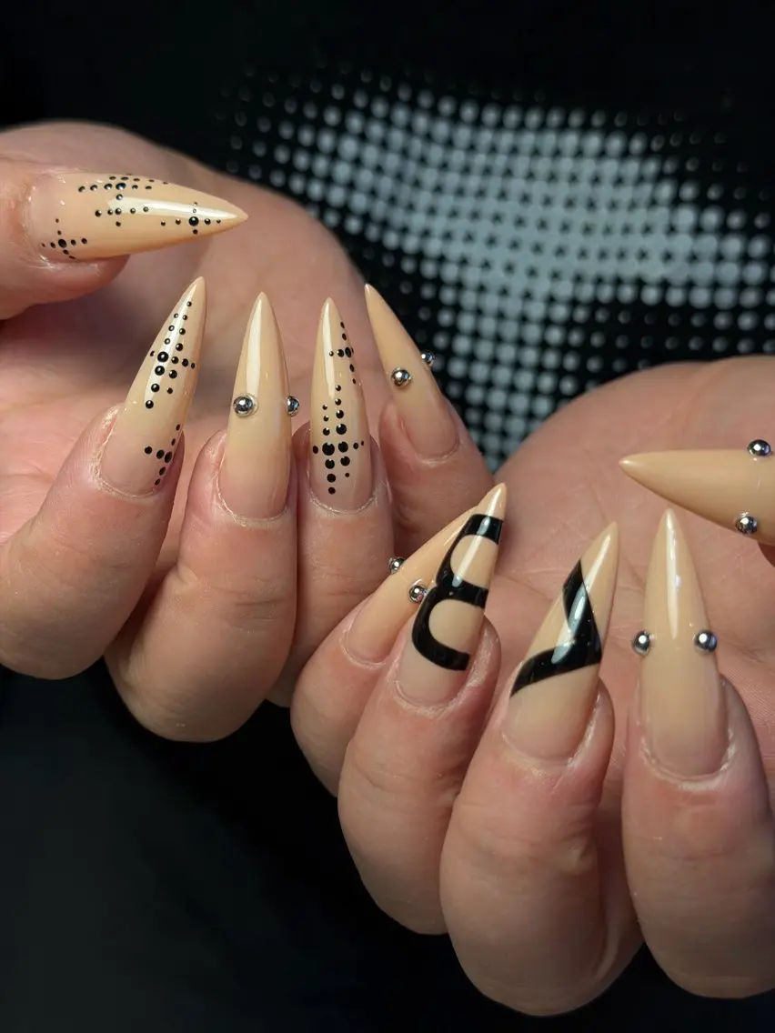 ネイル 韓国ネイル シンプルネイル ワンホンネイル ハンドネイル CoMo Nailのネイルデザイン