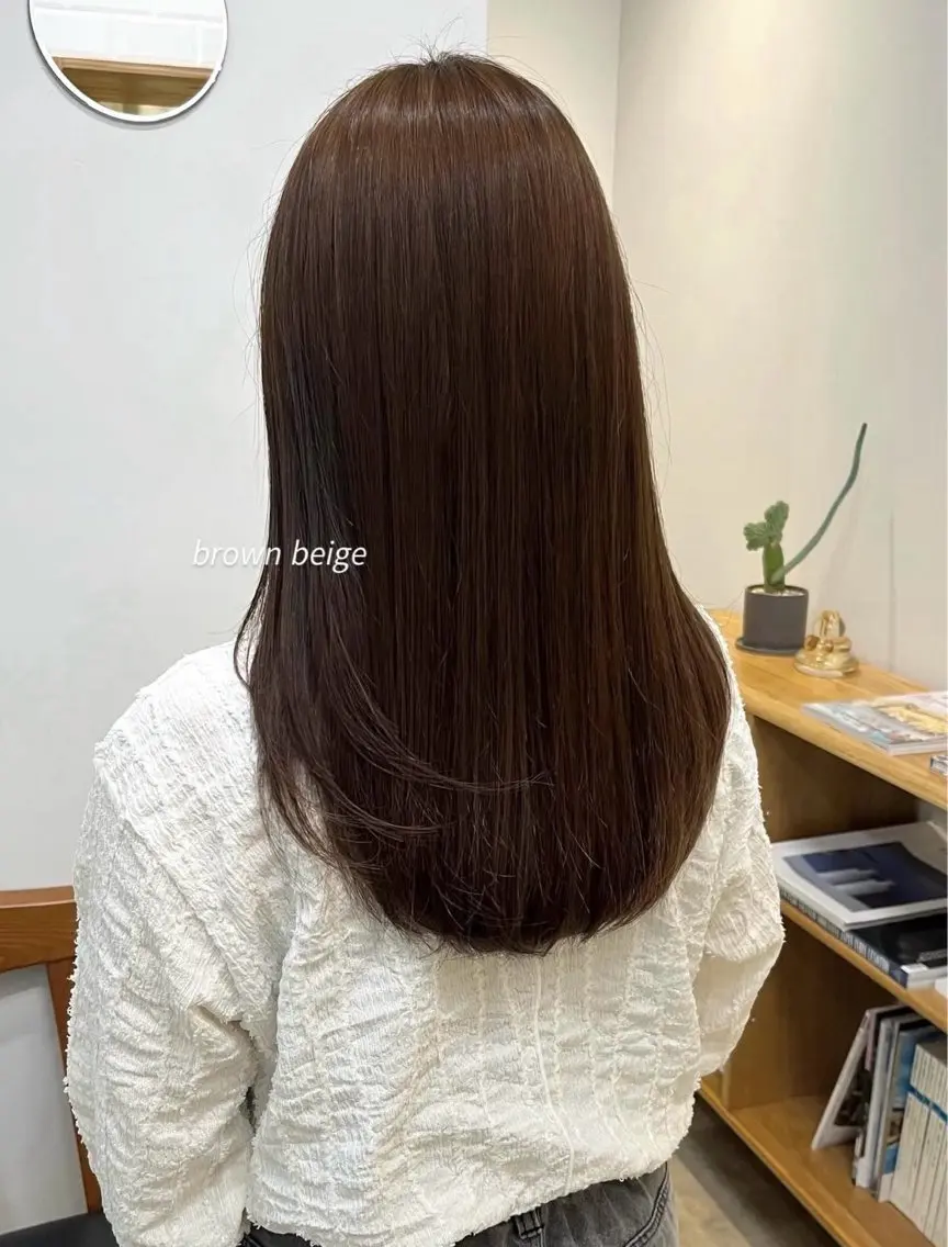 カラー ベージュカラー ブラウンカラー ブラウンベージュ 都築 初果のヘアスタイル