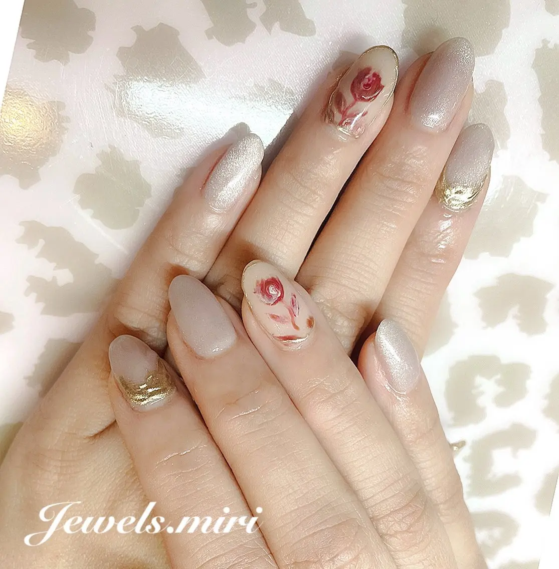 ネイル アートネイル フラワーネイル マグネットネイル マグネットワンカラー オフィスネイル ネイルサロン Jewels Mのネイルデザイン