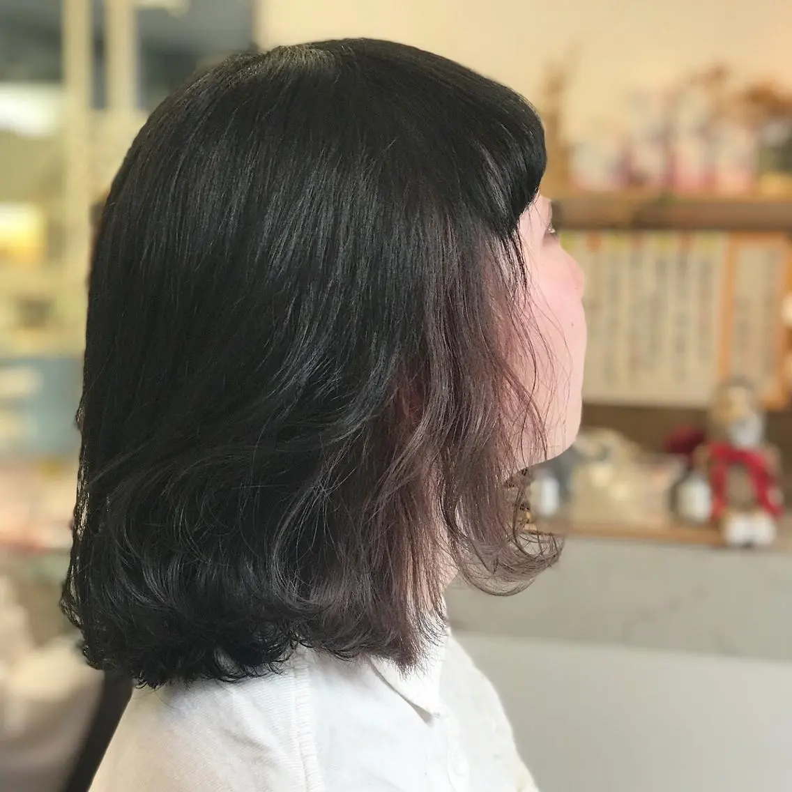 ミディアム カラー 岩谷/ブリーチ 🪽透明感カラーのヘアスタイル
